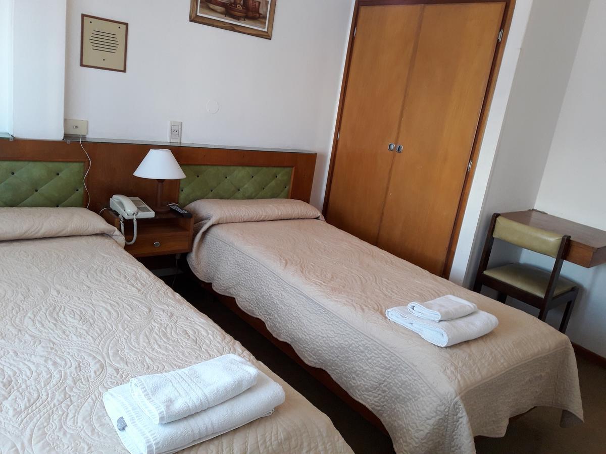 Iberia Hotel Olascoaga Неукен Экстерьер фото