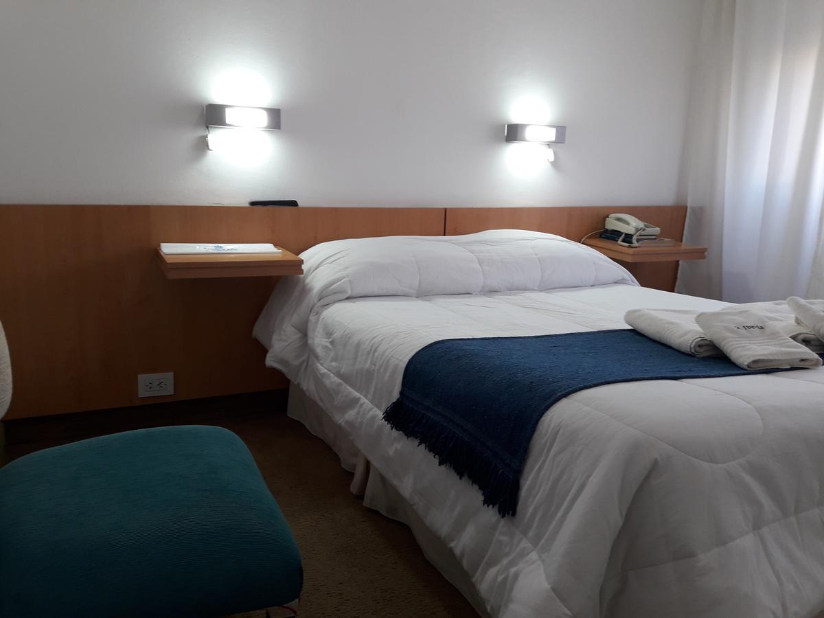 Iberia Hotel Olascoaga Неукен Экстерьер фото