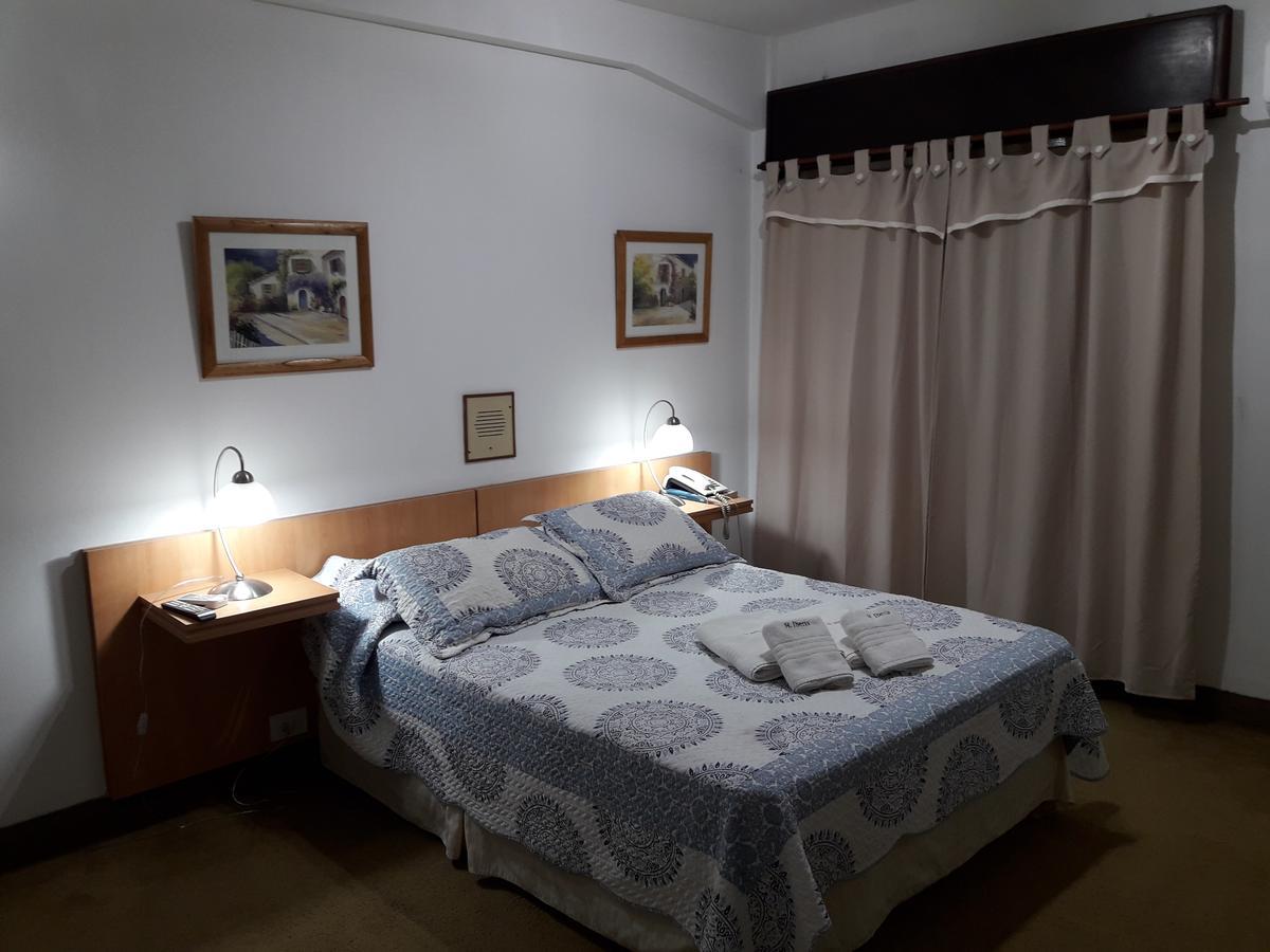 Iberia Hotel Olascoaga Неукен Экстерьер фото