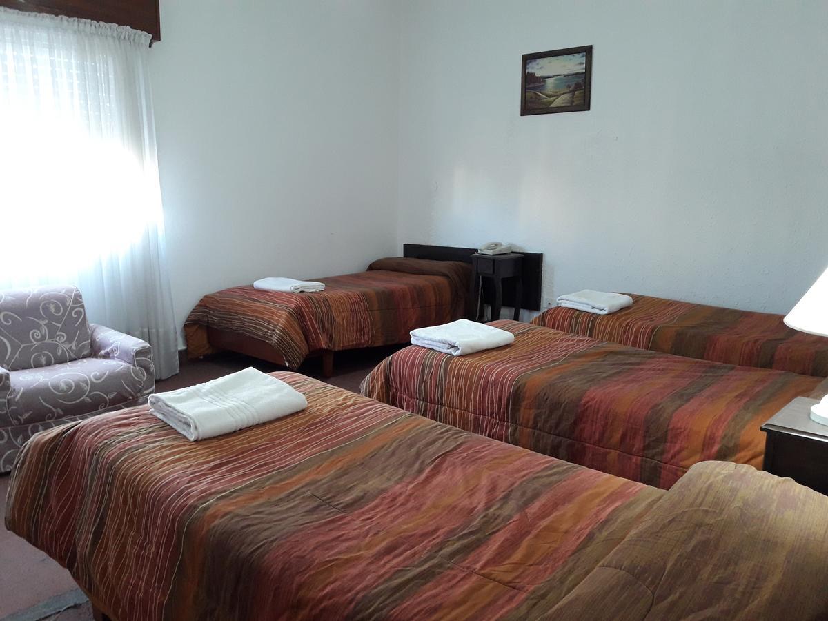 Iberia Hotel Olascoaga Неукен Экстерьер фото