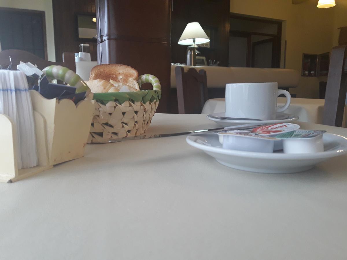 Iberia Hotel Olascoaga Неукен Экстерьер фото